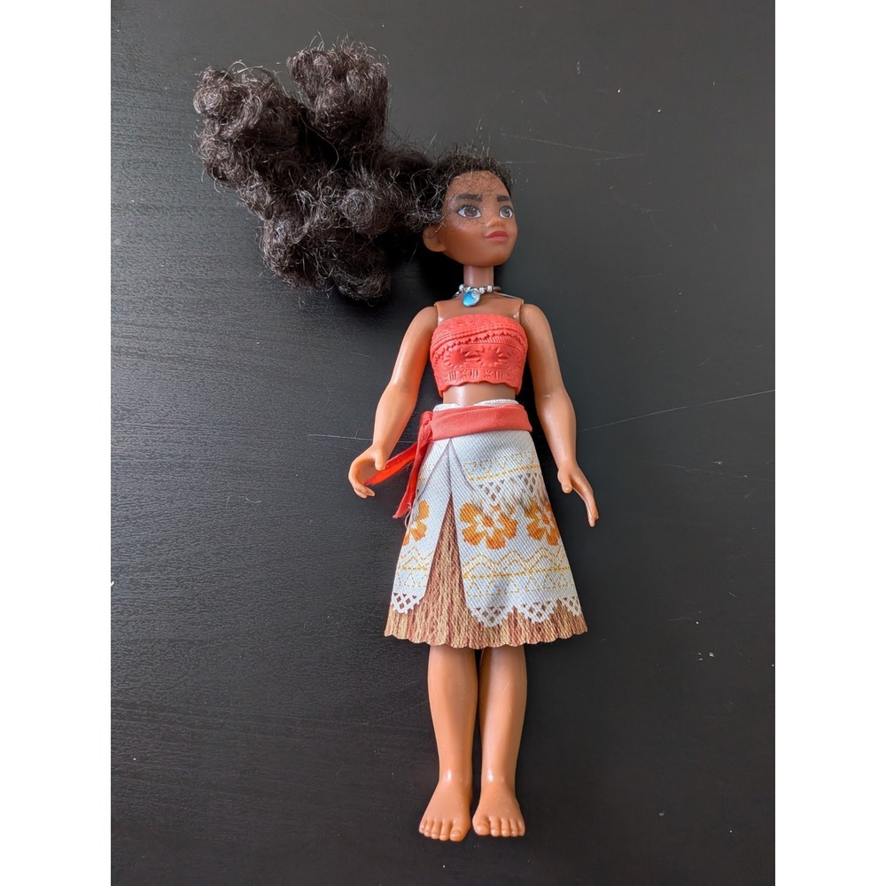 Disney Moana 10" Tall Doll Princess 2015 Doll AAPI Pacific Islander Toy